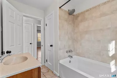 122 Newton Street, Norwich, CT 06360 - Photo 14