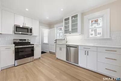 44 Lorraine Terrace #2, Bridgeport, CT 06604 - Photo 6