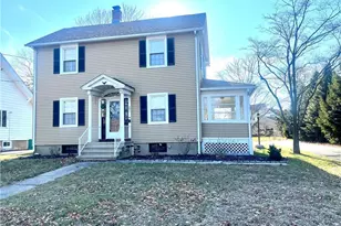 231 Nichols Ave, Stratford, CT 06614 - Photo 1