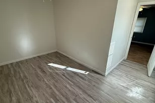 2 Smith St, Ansonia, CT 06401 - Photo 8