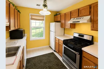 143 Spyglass Court #143, Torrington, CT 06790 - Photo 2