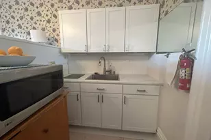 40 Franklin St, New London, CT 06320 - Photo 2