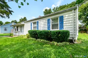 472 Anton St, Bridgeport, CT 06606 - Photo 2