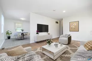 472 Anton St, Bridgeport, CT 06606 - Photo 6