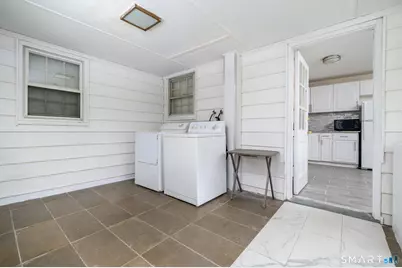 472 Anton Street, Bridgeport, CT 06606 - Photo 8