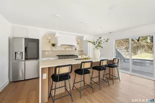 29 Pierce Pl, Stamford, CT 06906 - Photo 16