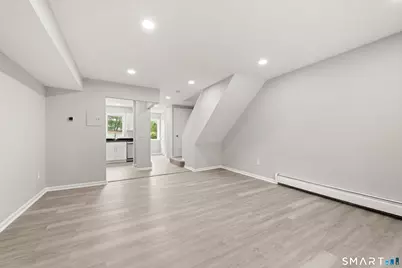 3 Liberty Pines #3, Ansonia, CT 06401 - Photo 8