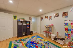 10 Guarino Dr, Middletown, CT 06457 - Photo 30