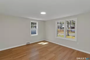 42 Wheeler Dr, Enfield, CT 06082 - Photo 32