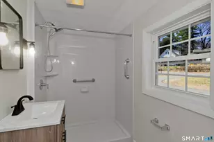 42 Wheeler Dr, Enfield, CT 06082 - Photo 24