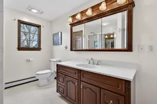 21 Gun Shot Rd, Waterford, CT 06385 - Photo 20