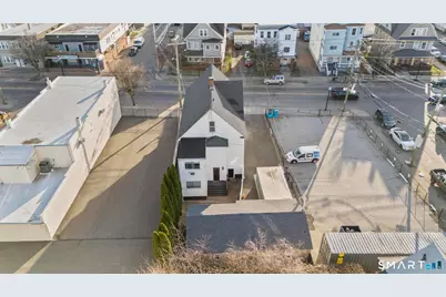 712 Madison Avenue #1st floor with storefront, Bridgeport, CT 06606 - Photo 32