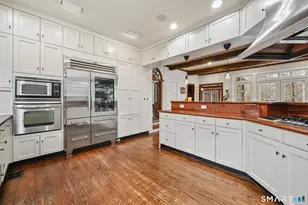 151 Skunk Ln, Wilton, CT 06897 - Photo 18