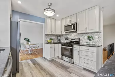 25 Dairy Farm Road, Norwalk, CT 06851 - Photo 10