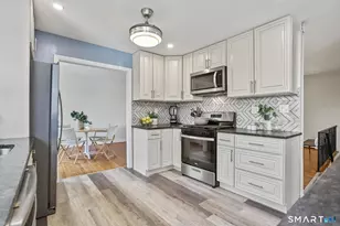 25 Dairy Farm Rd, Norwalk, CT 06851 - Photo 10