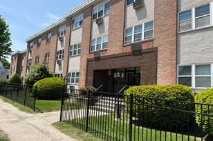 45 Monroe St, Bridgeport, CT 06605 - Photo 2