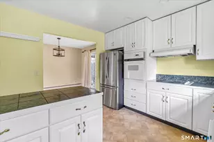 15 Dexter Dr, Shelton, CT 06484 - Photo 8