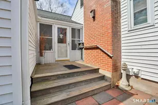 69 Denison Rd, Middletown, CT 06457 - Photo 4