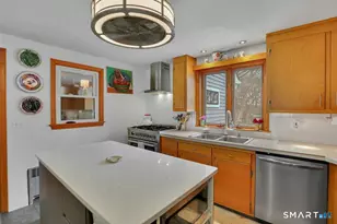 69 Denison Rd, Middletown, CT 06457 - Photo 8