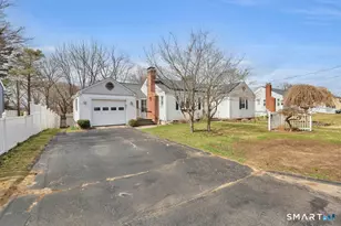 69 Denison Rd, Middletown, CT 06457 - Photo 2