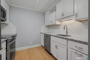 292 Pequot Ave, New London, CT 06320 - Photo 20