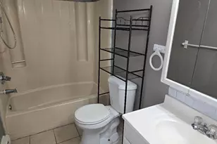 1448 Meriden Rd, Waterbury, CT 06705 - Photo 6