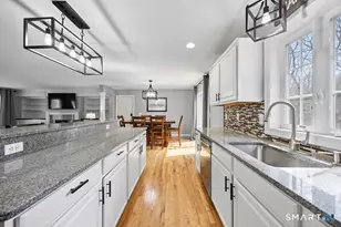 23 Woodberry Ct, Wolcott, CT 06716 - Photo 10