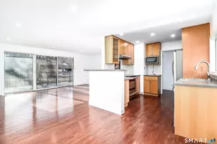 8 Stonecrop Rd, Norwalk, CT 06851 - Photo 8