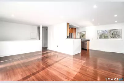 8 Stonecrop Road, Norwalk, CT 06851 - Photo 6