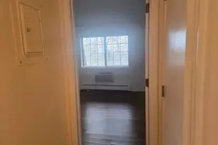 116 Foxwood Close, Milford, CT 06461 - Photo 10