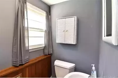 21 McDermott Circle, Hamden, CT 06518 - Photo 16