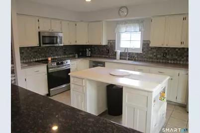 107 Country Club Road, Cheshire, CT 06410 - Photo 8