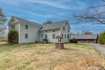 879 Neipsic Road, Glastonbury, CT 06033 - Photo 1