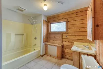 879 Neipsic Road, Glastonbury, CT 06033 - Photo 26