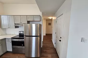 94-96 Edwards St, Hartford, CT 06120 - Photo 12