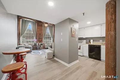 150 Yantic Street #213, Norwich, CT 06360 - Photo 6