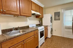 53 Mc Clean Ave, Stamford, CT 06905 - Photo 6