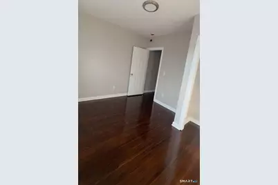 1071 Pembroke Street #3D, Bridgeport, CT 06608 - Photo 6