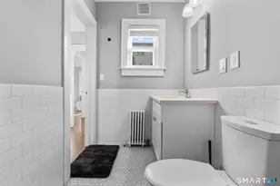 118 Colonial Rd, Stamford, CT 06906 - Photo 12