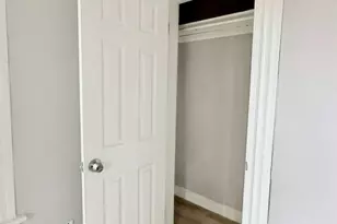 15 Bassett St, Ansonia, CT 06401 - Photo 4