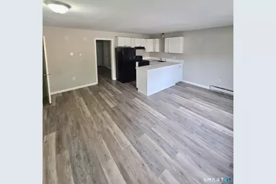 6 Peggy Lane, East Lyme, CT 06333 - Photo 2