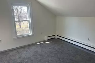 4 Pleasant St, East Windsor, CT 06088 - Photo 14