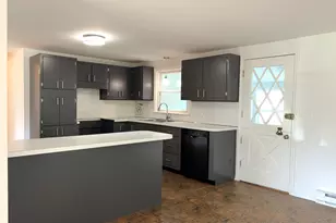 18 Old S Cv Rd, Old Saybrook, CT 06475 - Photo 10