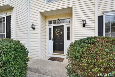 5 Fenwick Drive, Avon, CT 06001 - Photo 4