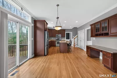 5 Fenwick Drive, Avon, CT 06001 - Photo 8