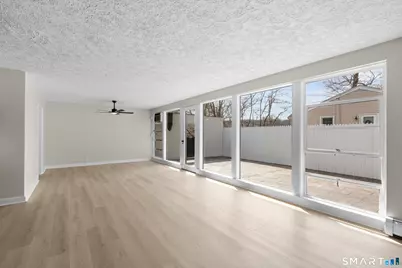 55 Englewood Drive, New Haven, CT 06515 - Photo 12