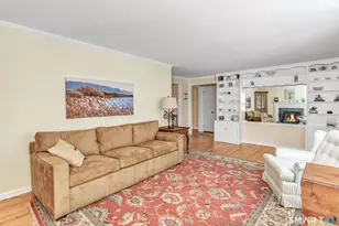 364 Beach Rd, Fairfield, CT 06824 - Photo 18