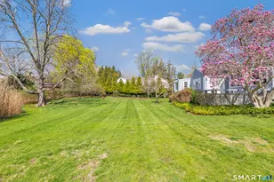 364 Beach Rd, Fairfield, CT 06824 - Photo 12