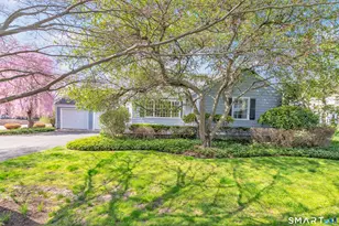 364 Beach Rd, Fairfield, CT 06824 - Photo 2