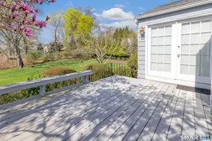 364 Beach Rd, Fairfield, CT 06824 - Photo 10